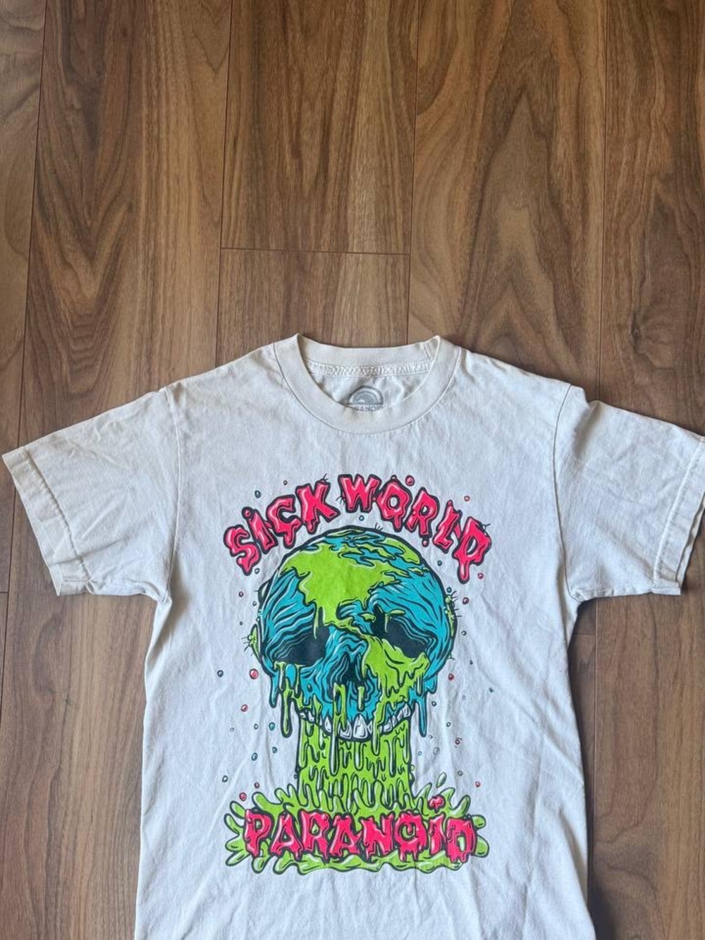 PARANOID Streetwear "Sick World" Skull Graphic T-Shirt Off White Mens Small - Picture 2 of 5